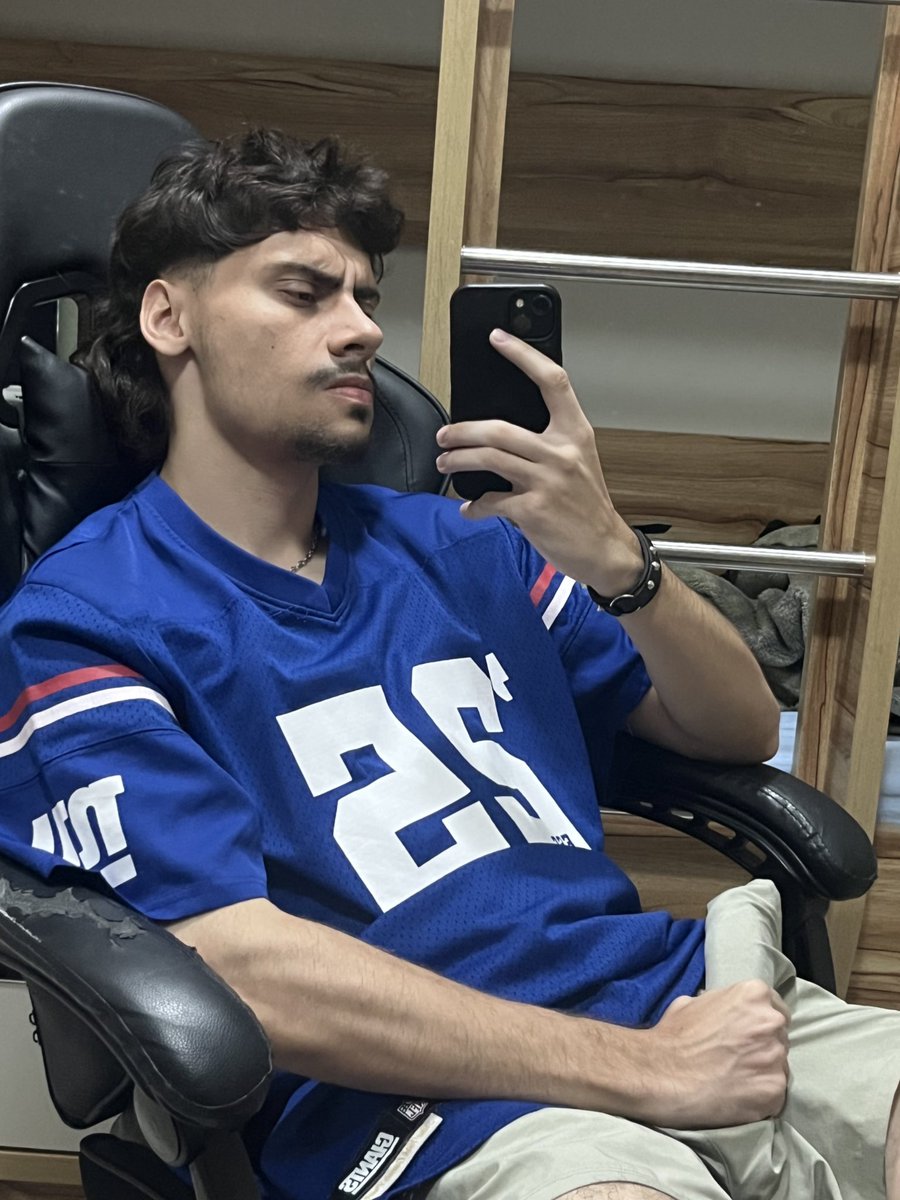 BARTHO 🔞 tweet media