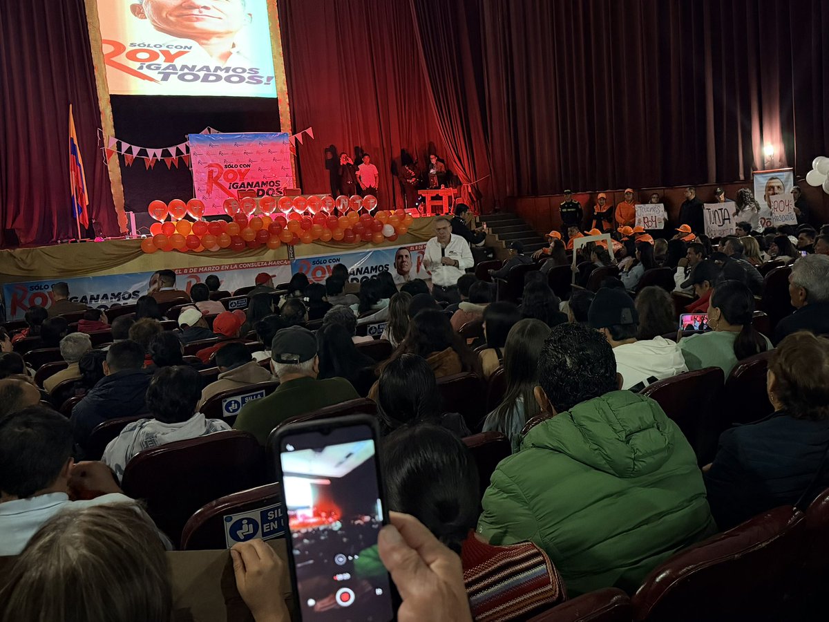 RoyBarreras's tweet image. Hoy desde Sogamoso hablo de la fuerza que necesita el país para no dividirnos en extremos, yo sé unir el país, es a lo que me he dedicado toda mi vida. 

¡LA UNIDAD FUE LA VICTORIA EN 2022 Y SERÁ LA VICTORIA EN 2026!

Nos vemos el 8 de marzo.