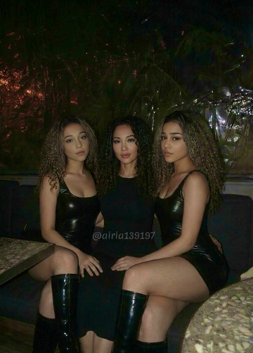 I’m not just Asian I’m blasian 
But what twin looks more like mum ?