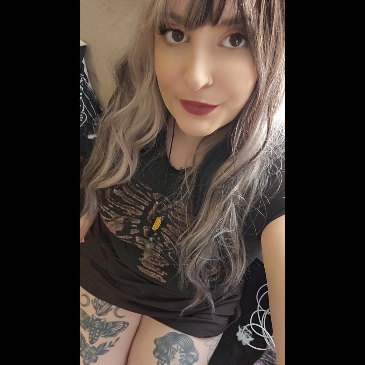 Having a party tonight for my birthday!! Who's going to be a good boy and send me everything in your bank account? 😵‍💫