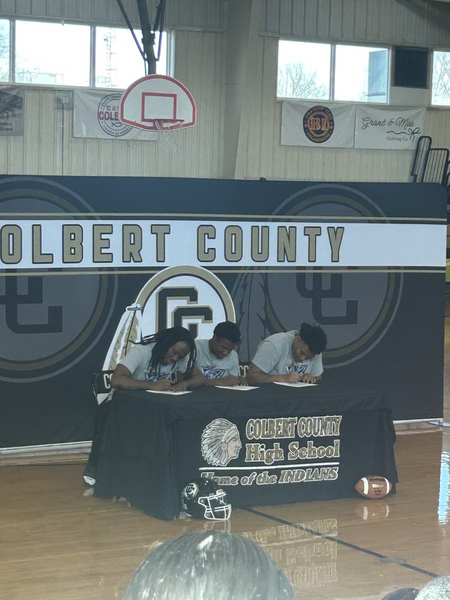 Lijah Jones tweet media