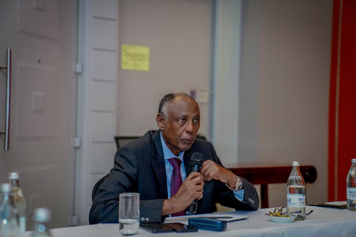 SomaliaMolsa's tweet photo. The 5th Intergovernmental Forum under the SERP Project has concluded, focusing on PSM Reform, HRMIS strengthening, and implementation priorities.

FGS &amp; FMS institutions reaffirmed their commitment to effective public service delivery.

#MoLSA #SERP #Somalia https://t.co/KW1foNDiy0
