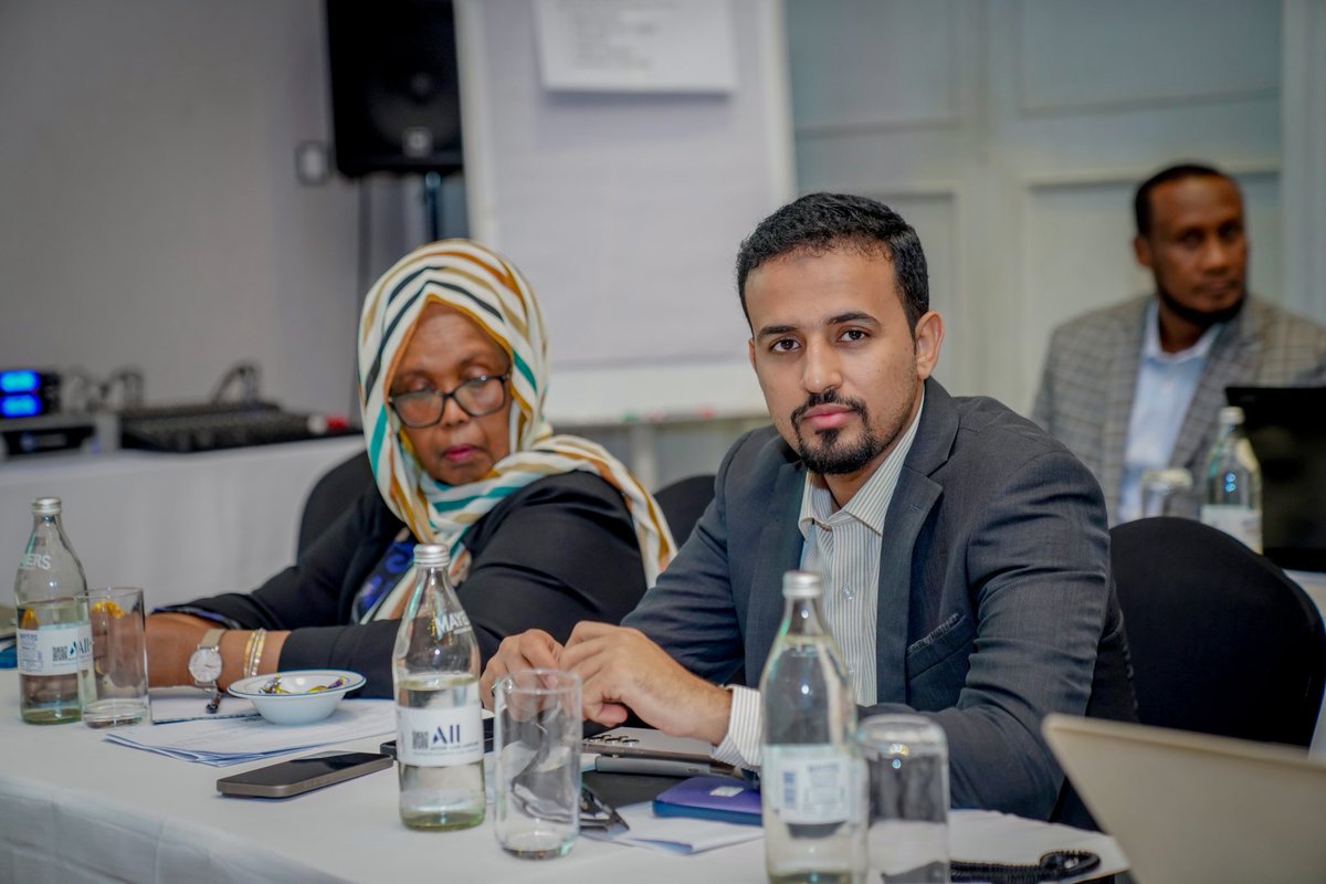 SomaliaMolsa's tweet photo. The 5th Intergovernmental Forum under the SERP Project has concluded, focusing on PSM Reform, HRMIS strengthening, and implementation priorities.

FGS &amp; FMS institutions reaffirmed their commitment to effective public service delivery.

#MoLSA #SERP #Somalia https://t.co/KW1foNDiy0