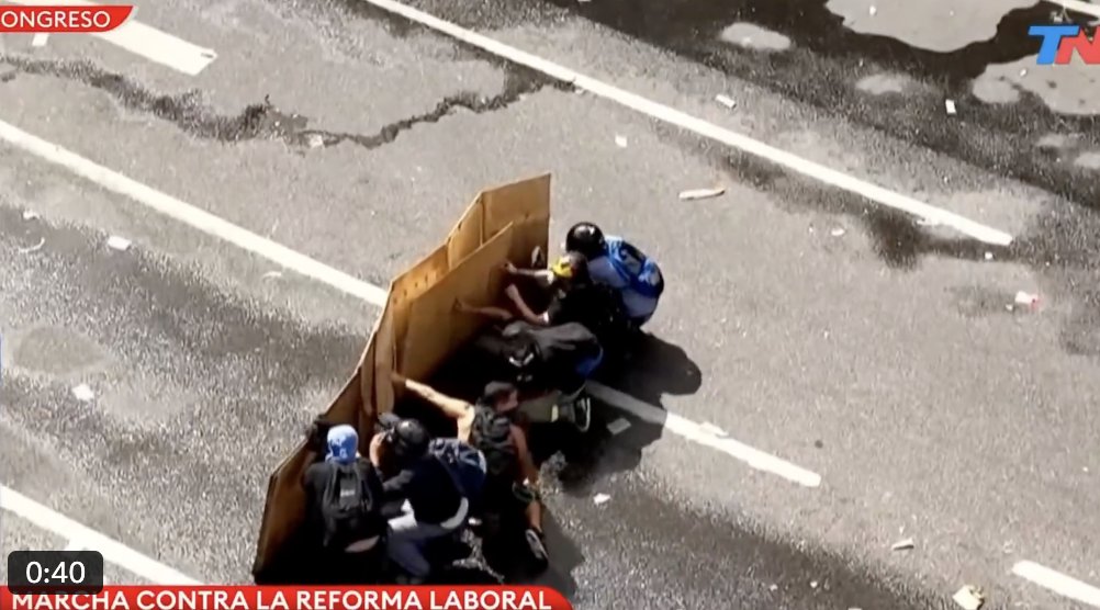 Manu Jove tweet media