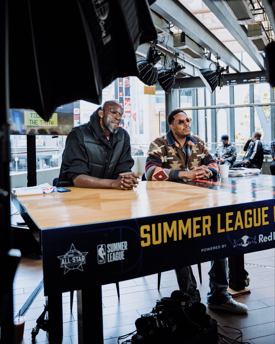 HallPassMedia's tweet photo. Day 1 at Summer League Central Studio with @KevinGarnett5KG and @paulpierce34 stopping by #HallPassStudios https://t.co/kAn6htxlXC