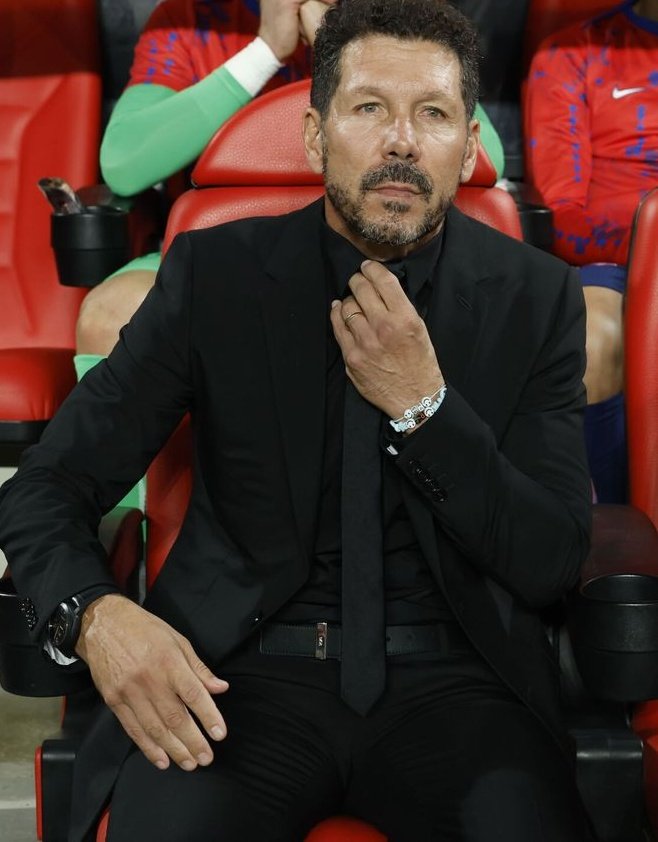 S T A T S 🏧 tweet media