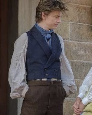 bratterypowered's tweet photo. I’ve recently binged s1 of the artful dodger and dawkins gives me immense gender envy. I would like to steal his gender and his slutty little vest https://t.co/SinuFQOBVI