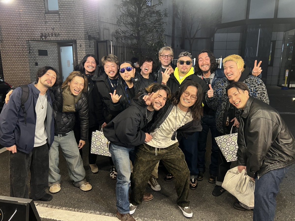 MitsuhiroYoda's tweet photo. 一年ぶりの4社合同飲み会🍻

皆に会うと楽しすぎて仕事頑張れます💪🏽🔥

すすきのやバイクツーリング、サーフィンもろもろ楽しみにしてます😉

今後とも皆で色々遊びましょう🔥

#2026
#飲み会
#beyondcool
#zerockstudio
#horizonblue
#dearblossom
#godsuns
#wildwoodsapporo
#Nativejewelry https://t.co/nWpbkRljab