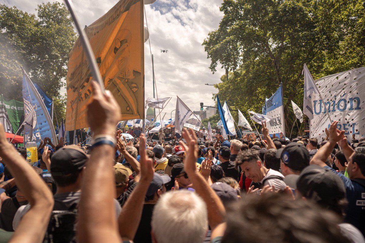 arg_humana's tweet photo. Reprimen porque nos tienen miedo. https://t.co/YgMb38kc2L