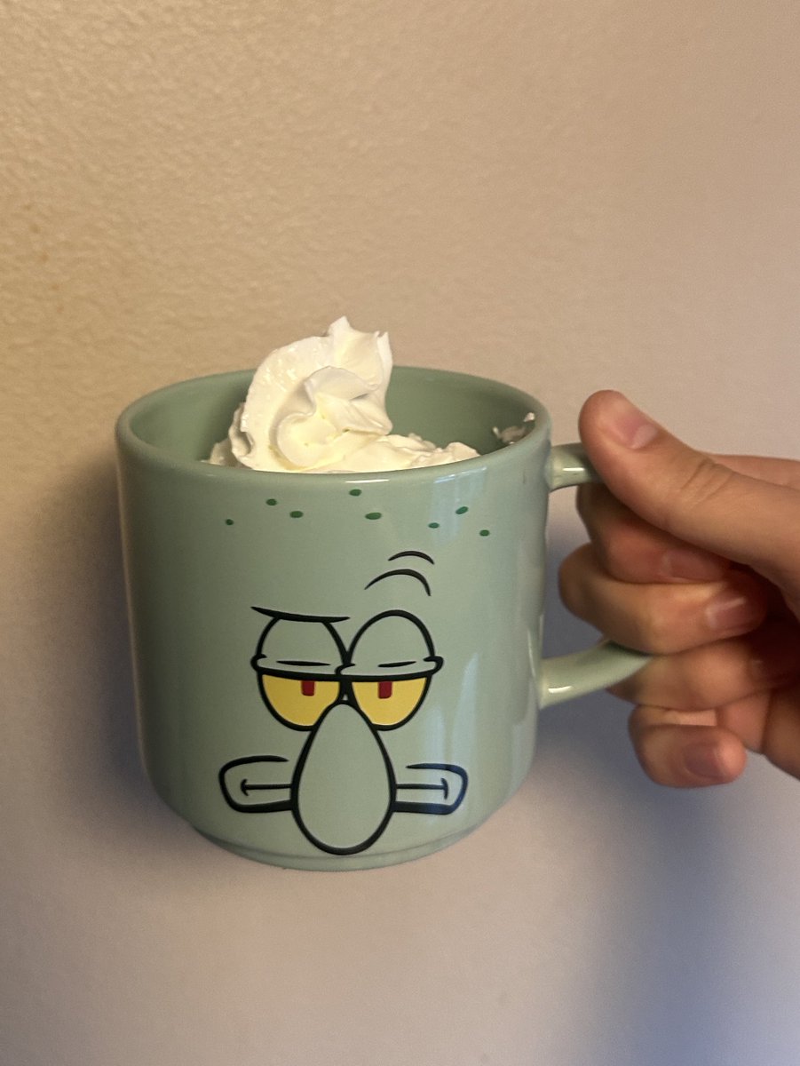 PausedSponge's tweet photo. Spongebob cup set https://t.co/37e4I8ltbi
