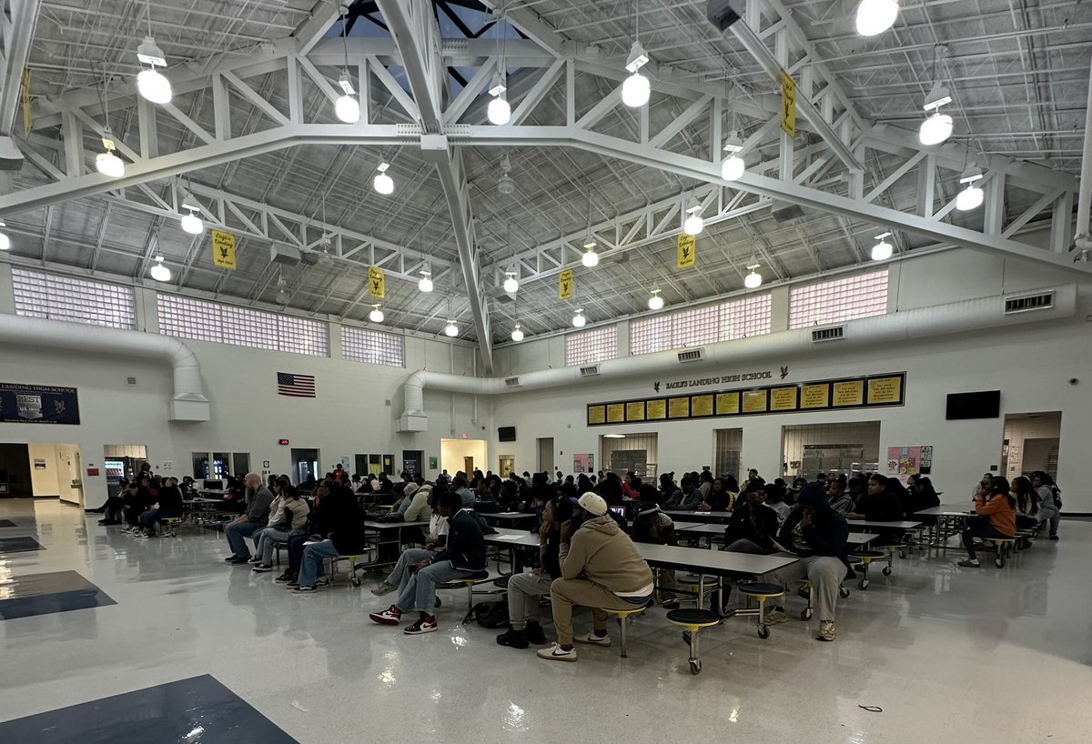 Eagle's Landing HS tweet media