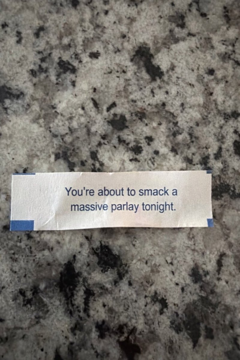 𝕎𝕒𝕧𝕖𝕪 tweet media