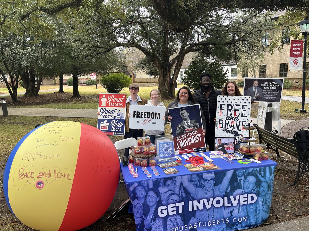 🦅 SMALL CAMPUS, BIG IMPACT 🇺🇸

With so many awesome <a href="/TPUSA/">Turning Point USA</a> chapters across the Panhandle Territory, it’s hard to highlight all the AMAZING work being done by our incredible student leaders! 😎
 
I did want to shoutout a couple chapters that are truly making an impact this