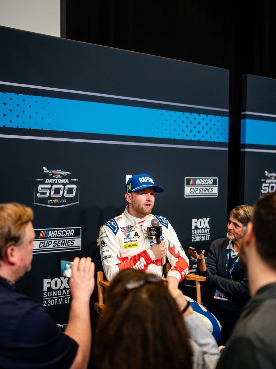 𝐏𝐀𝐑𝐎𝐃𝐘┊ Not @WilliamByron tweet media