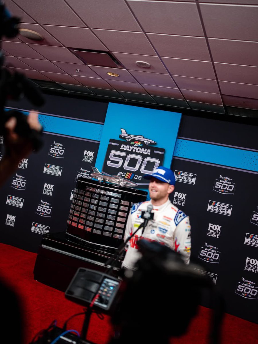 𝐏𝐀𝐑𝐎𝐃𝐘┊ Not @WilliamByron tweet media