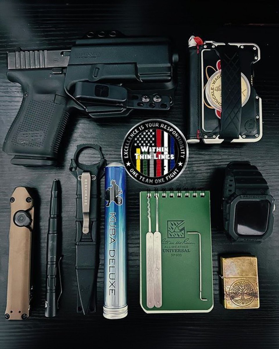 BravoHolsters's tweet photo. Today's LOADOUT!
.
It’s simple let’s see your EDC (Everyday Carry).
Repost from @thewtlfoundation
.
Stay Ready, Stay Dangerous,Stay Safe
Stay Within Thin Lines!
.
Remember we got you 6 and your 12.
.
#sundaygunday #knivesout #benchmade #zippo #thinderbird #drewestates #cigars https://t.co/mpZruemMwL