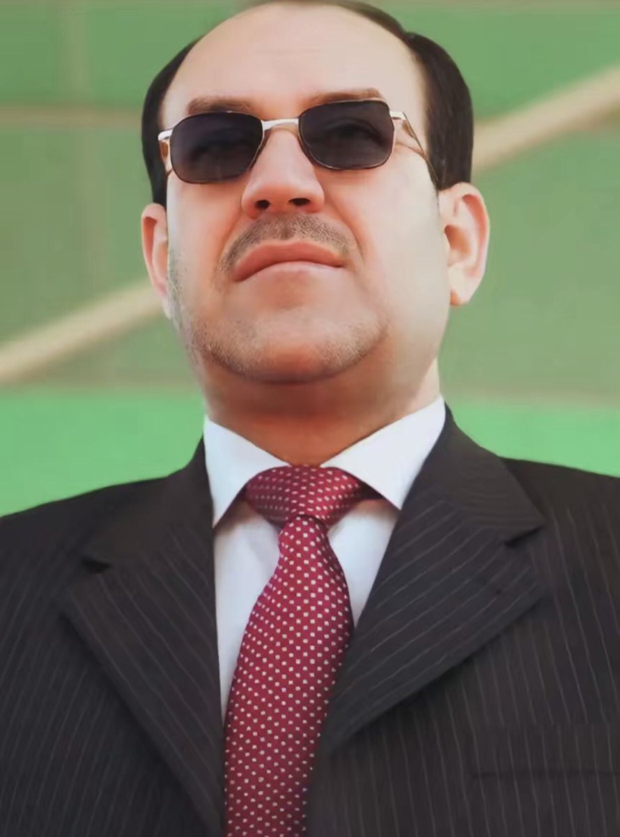 بعد تغريدة المالكي حول #جيش_واحد، لماذا لم نشاهد تصريحات من أكرم الكعبي؟ المحمداوي، بدر أكثر فصيل فيه لوية داخل الحشد وغيرهم من الفصائل المعروفه، 
لماذا فقط جماعة العصائب وشبل الزيدي؟