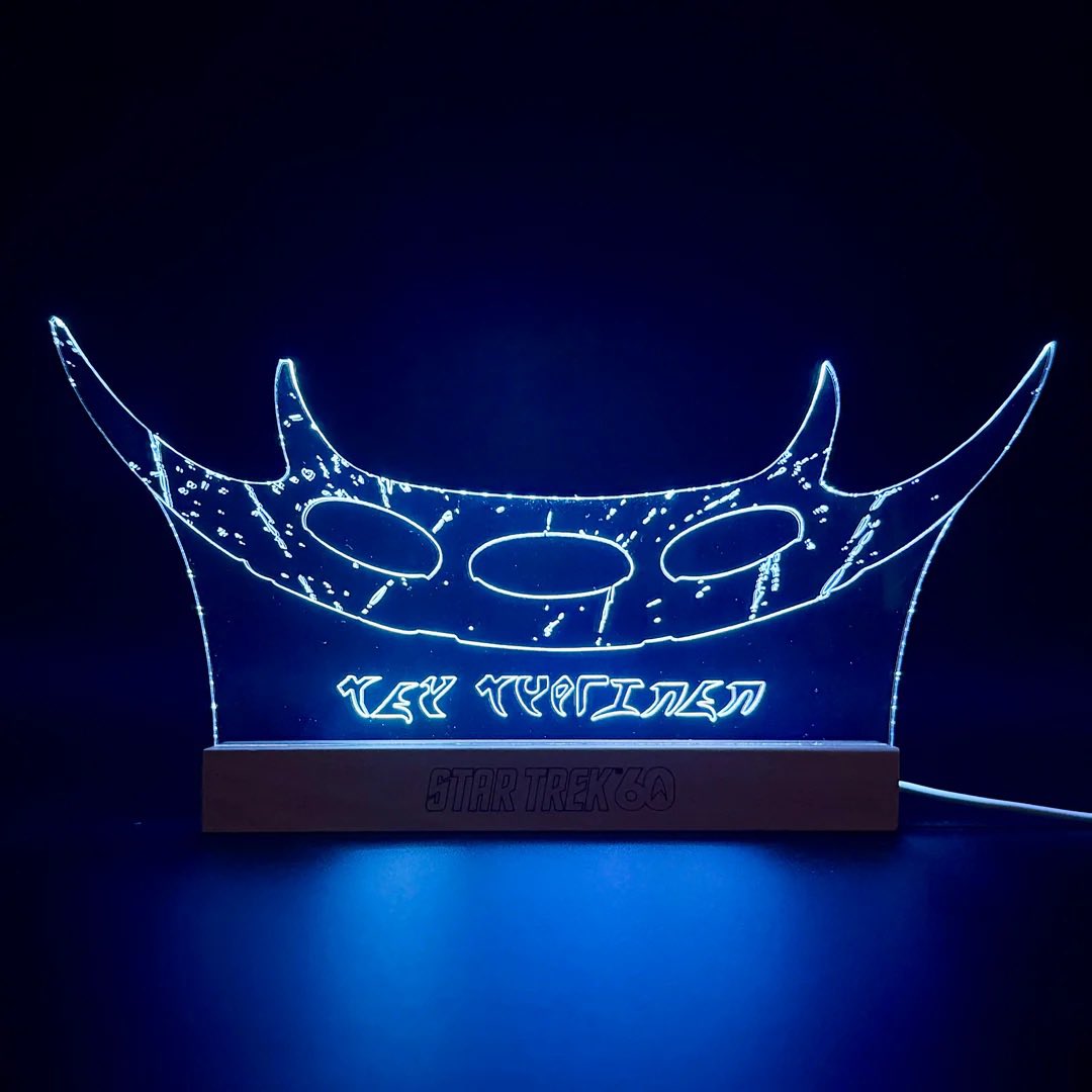 CherryTreeInc's tweet photo. Is this a Klingon Bat’leth Wireframe LED Lamp?
Yes. Yes, it is.
https://t.co/k3AEJ43nuW
#cherrytreecomputers #startrek #klingon #ledlamp #newrelease https://t.co/TUBOugCwsQ