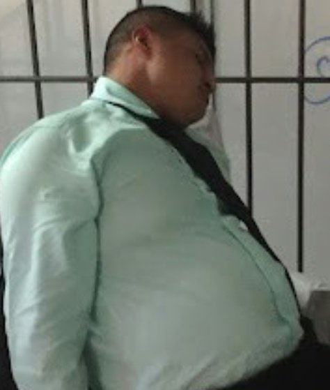 JorgeGarcesMx's tweet photo. El ciudadano @remflores198207 ingresó de emergencias por sarampión al IMSS 26, pero por falta de equipo el personal médico lo dejó agonizando en el comedor. 

Les pido su errete para mayor difusión. https://t.co/museaMrrB3