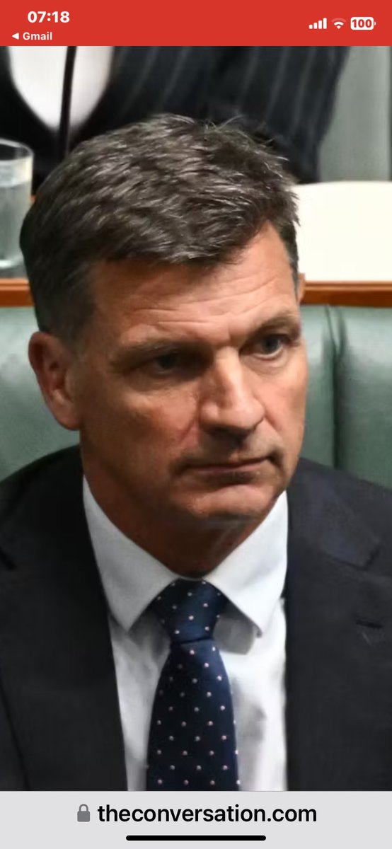 Izzybee02416189's tweet photo. @sussanley Send in the Clowns, there’s got to be Clowns… https://t.co/EXh4ng2jbF