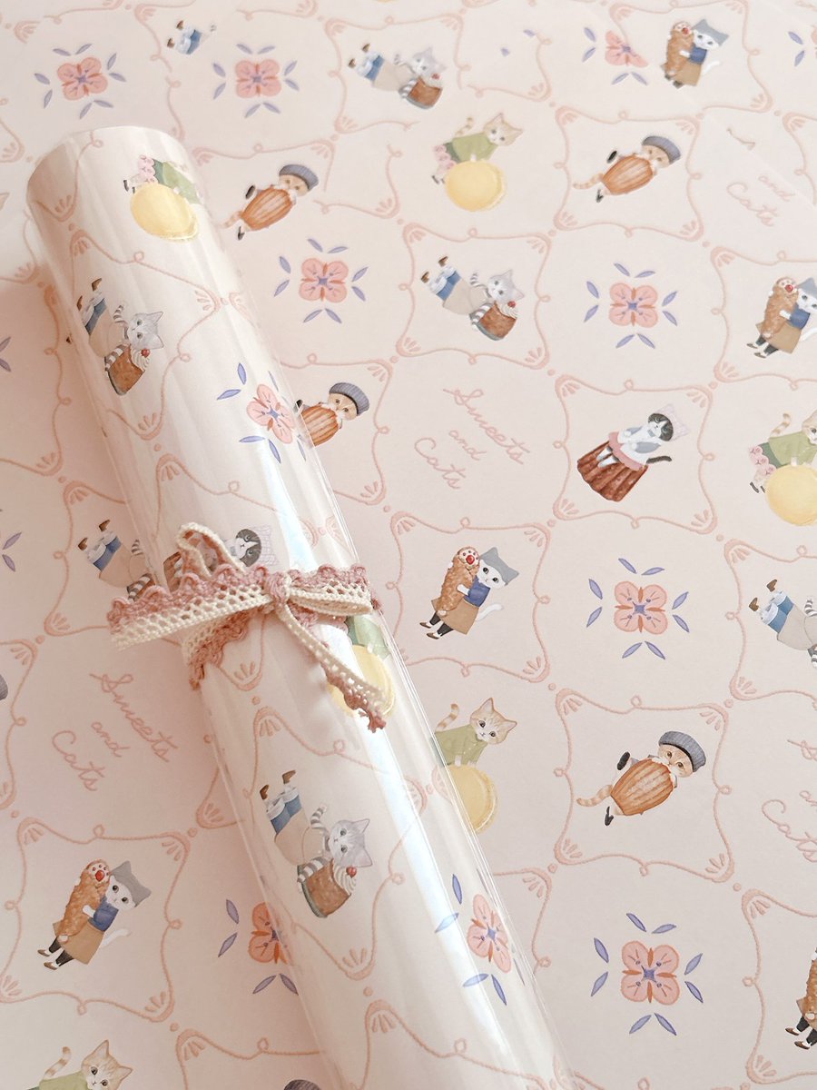 ちよだ猫まつり1日目の2月14日、『猫の病気のサインがわかる図鑑』『猫が食べると危ない食品・植物・家の中の物図鑑』の装画を手がけていただいたイラストレーター・霜田有沙さん　<a href="/nekonomachika/">霜田有沙</a>　が13時頃に来場予定です。ねこねっこのブースに一緒に入っていただくことに…！わ〜い💃✨