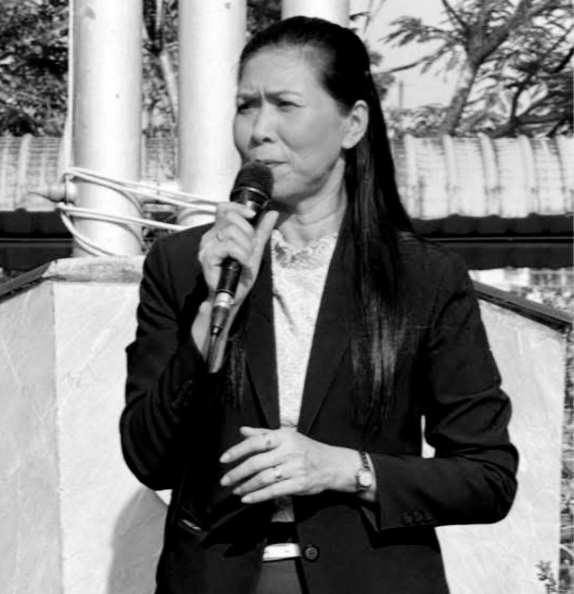 ขอแสดงความเสียใจอย่างสุดซึ้งกับการจากไปของผอ.ศศิพัชร สินสโมสร ผอ.รร.พะตงประธานคีรีวัฒน์ ผู้ยอมเสียสละตนเองเป็น
ตัวประกันแทนนักเรียน จนตนเองถูกยิงบาดเจ็บสาหัส

ผอ. จากไปเมื่อช่วงเวลา 03.00 น. 12/02/69 

#กราดยิงสงขลา