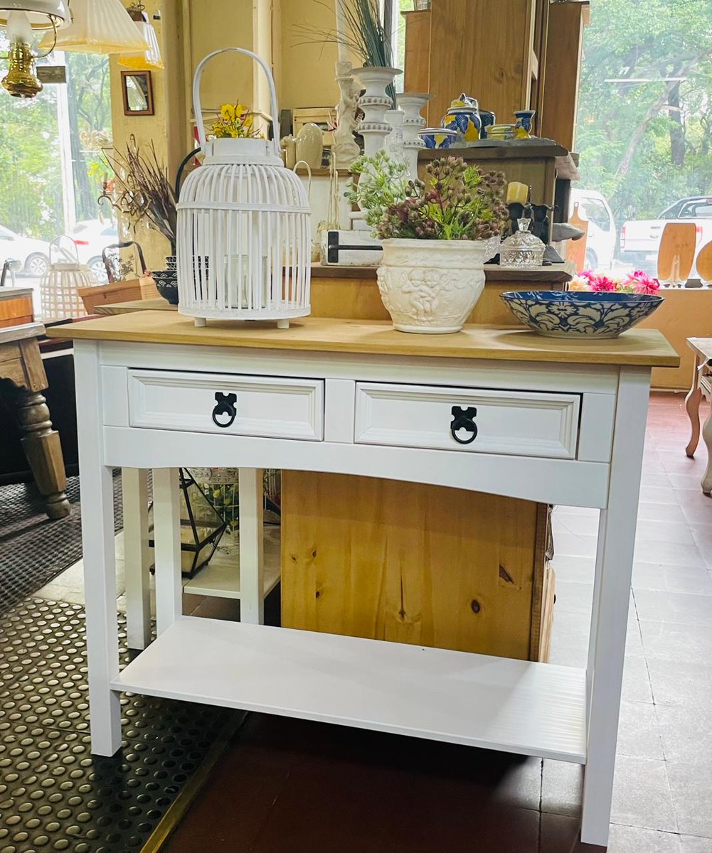arecovazquez's tweet photo. Consola de Madera de Pino Ref. MÉX12B
Ancho 90 cm Altura 73 cm 
Profundidad 35 cm 
Precio Gs. 670.582
Obs.: Todos los precios y stock están sujetos a cambios.
Pedidos al Wsp https://t.co/r12LbQ4ct9

#articulosparaelhogar #mesas #sillas #sombrillas #decoracion #jardin #muebles https://t.co/LVyT7AjefS