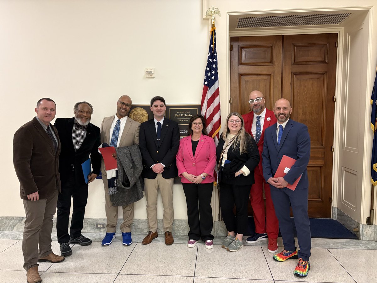 TerryGendron's tweet photo. @SHAPEAmerica 2026 #SpeakOutDay @NYSAHPERD @CZNYSAHPERD @CortlandAPEM Proud to be a part of this Advocacy Group for Health &amp; Physical Education. This event is executed with amazing attention to details. Thank you to the legislative assistants that took the time to meet with us. https://t.co/IsxeEeKfi0