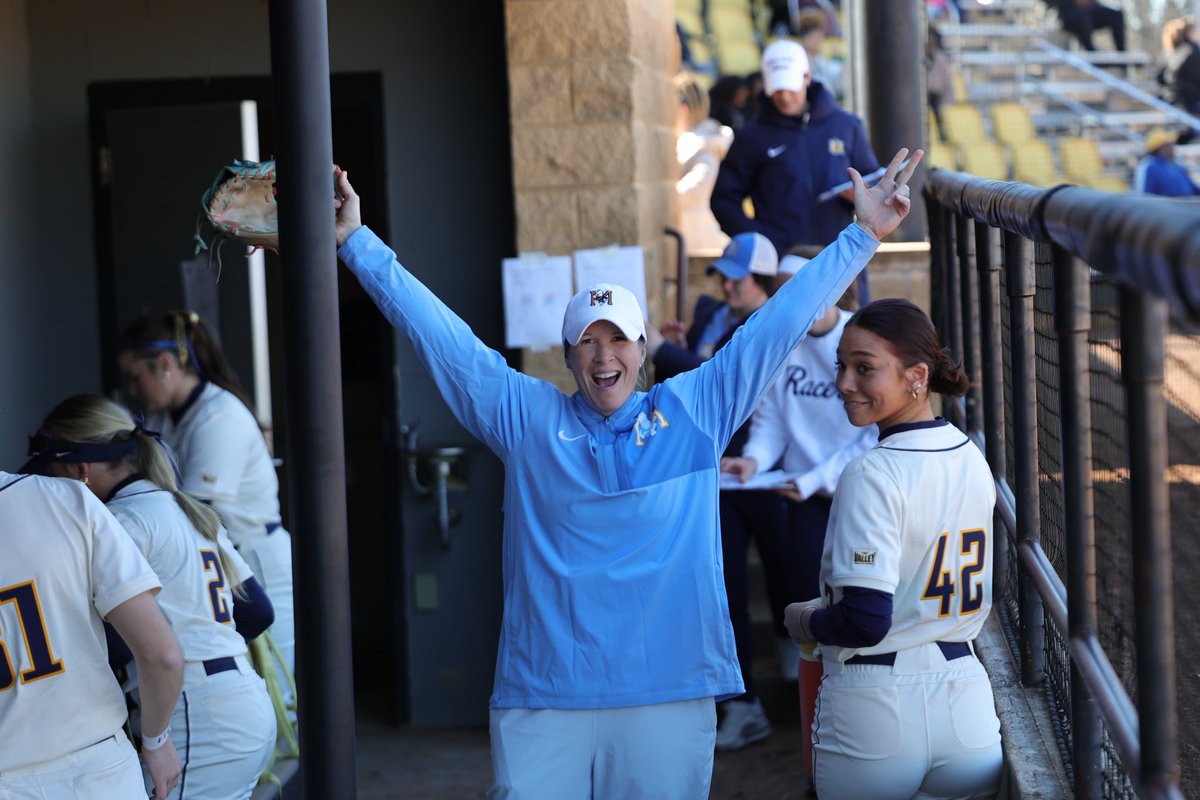 Murray State Softball tweet media