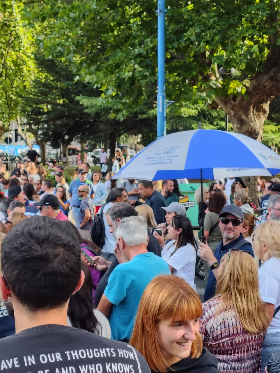 #SíAlTrabajoLaReformaAlCarajo
El "Peronismo Marplatense" acompaño a las y los trabajadores en la marcha convocada por las tres centrales CGT, CTA y CTA autónoma contra la Reforma Laboral que quiere imponer el Gobierno Nacional.