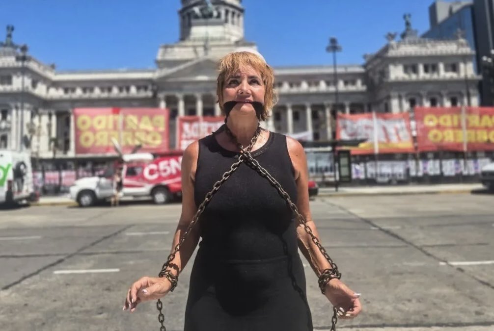 Diego Santilli debe ser como esos que se la pasan contando que se iban a tomar el avión de LAPA el 31 de agosto de 1999 y justo se bajaron a último momento.