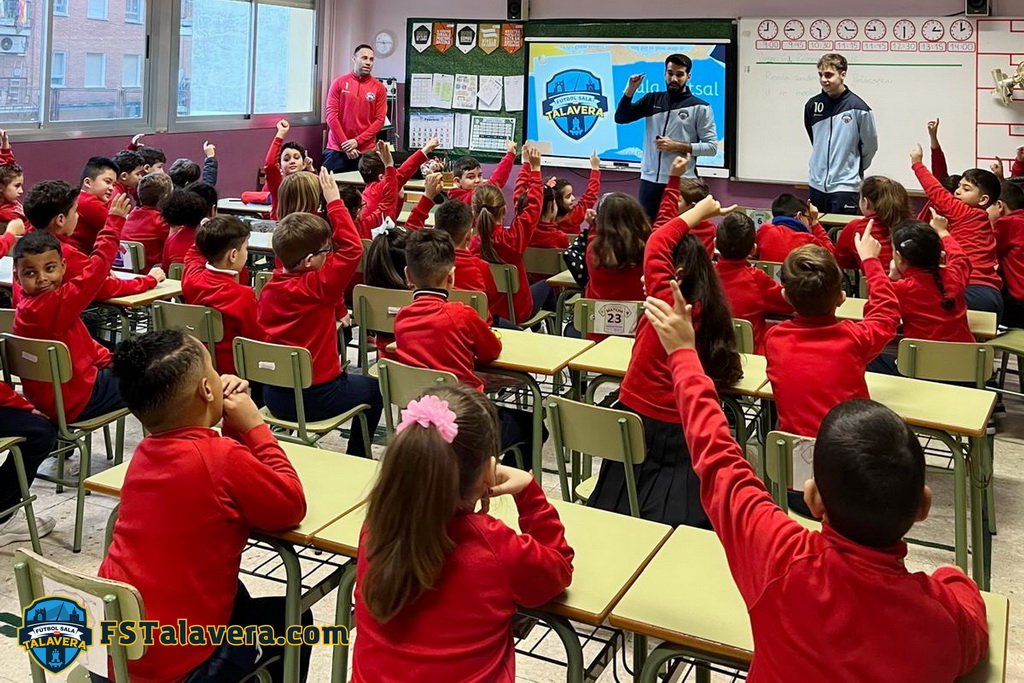 Delateral_'s tweet image. El Lope de Vega abre sus puertas al ‘Aula Futsal’ del FS Talavera

deportivolateral.info/el-lope-de-veg…