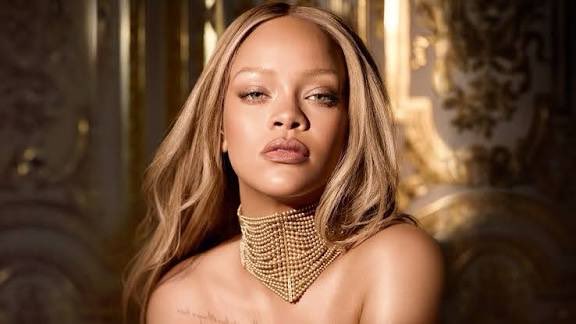 plusmusicbr's tweet photo. Artistas femininas mainstream com mais músicas fazendo pelo menos 1 MILHÃO de streams no Spotify: 

Rihanna - 12
Lady Gaga - 6 
Sabrina Carpenter - 6
Taylor Swift - 5
Billie Eilish - 5
Ariana Grande - 4
Tate McRae - 4 https://t.co/zRcrFl5H4S