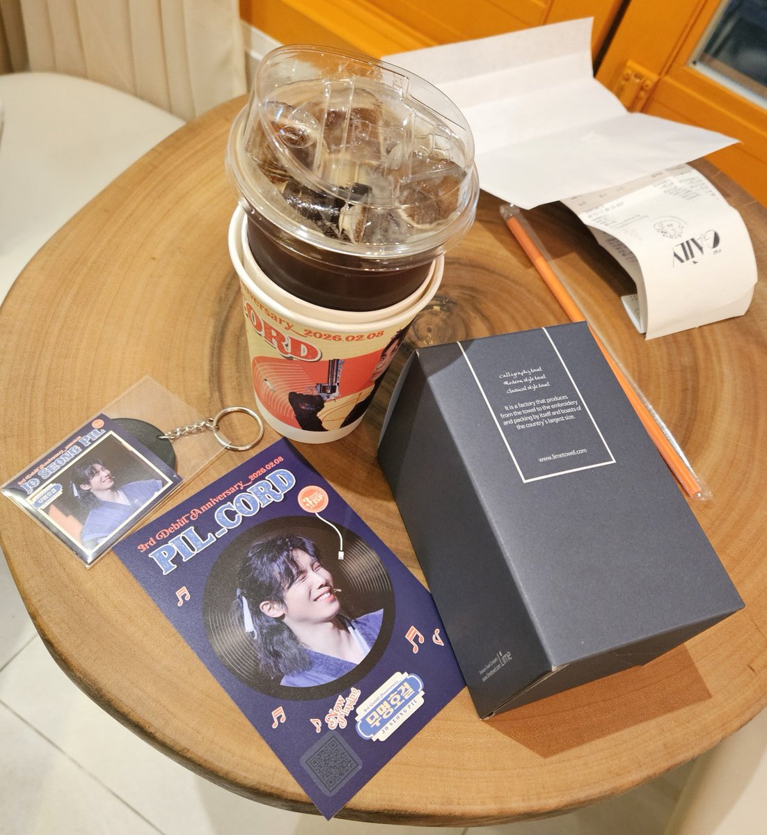 migz_229's tweet photo. 임무
완료>_<

#Pil_code_Re_cord
#필을_사랑한_순간들로_3년간_집을_짓고
#Jsp_says_I_do https://t.co/3Xa1nqIGO6