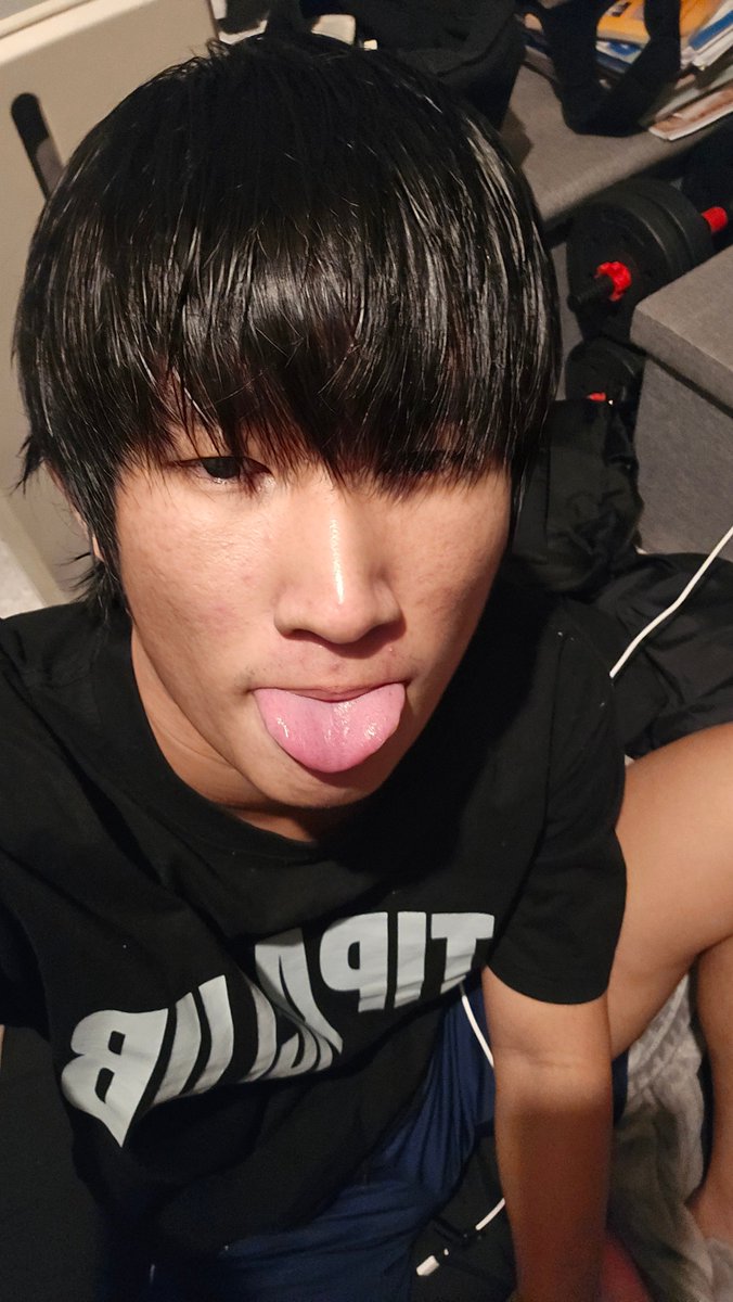 Brighto90's tweet photo. 😛 https://t.co/DuxWn02X3T