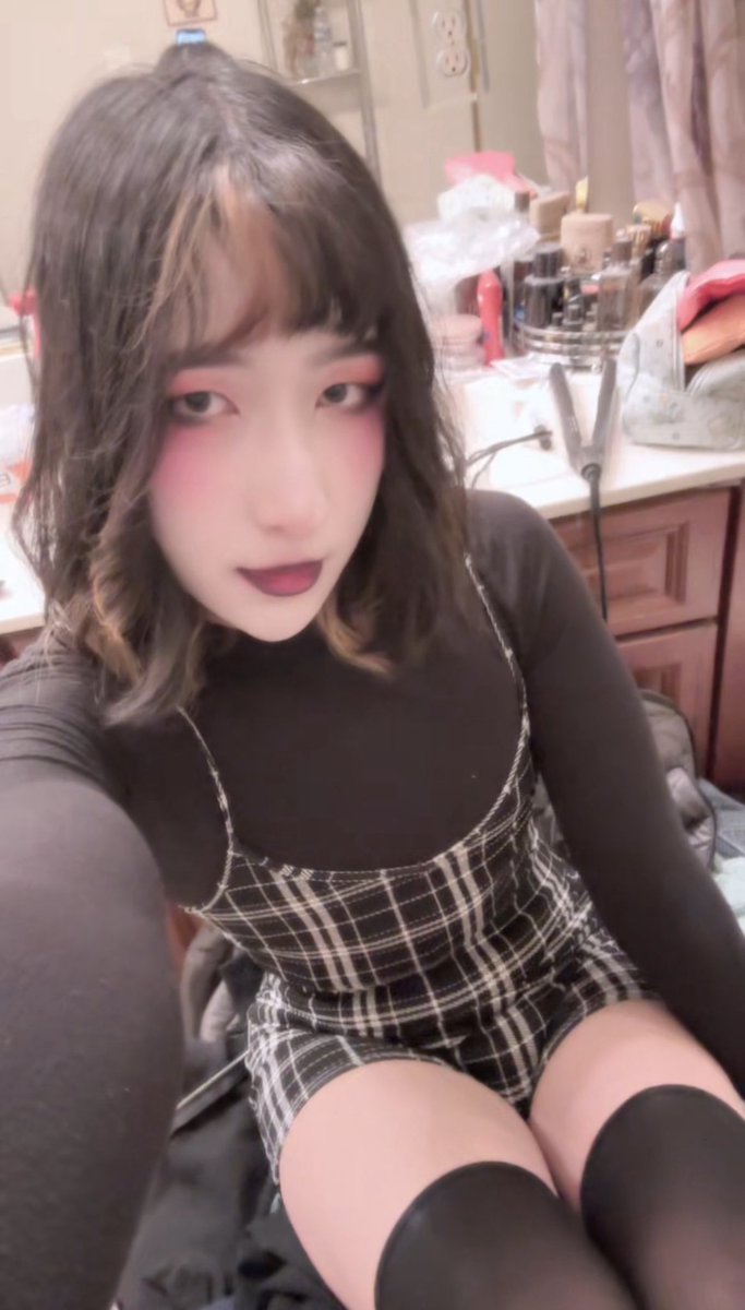 okothequeen's tweet photo. she talking 67, i wanna 69 #femboy https://t.co/ZxG3iNpVsy