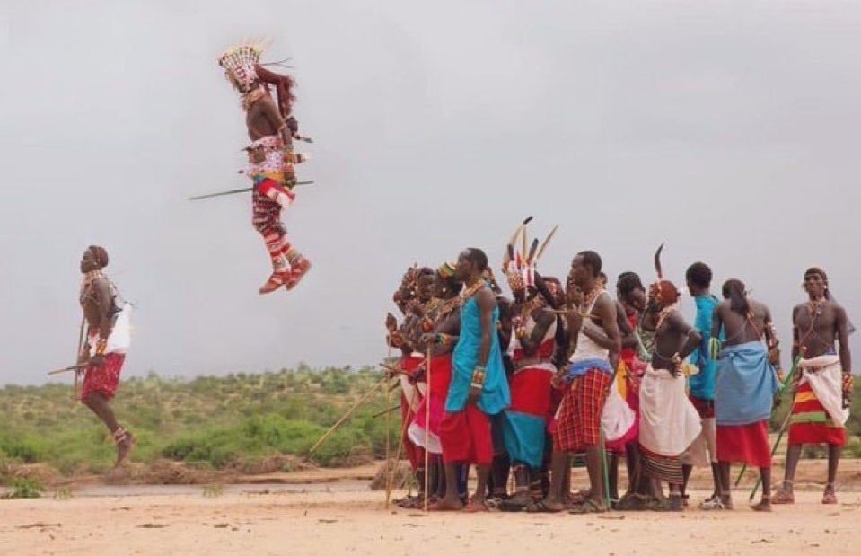 Rare image of the Maasai tribe in Kenya, during their jumping competition 🇰🇪