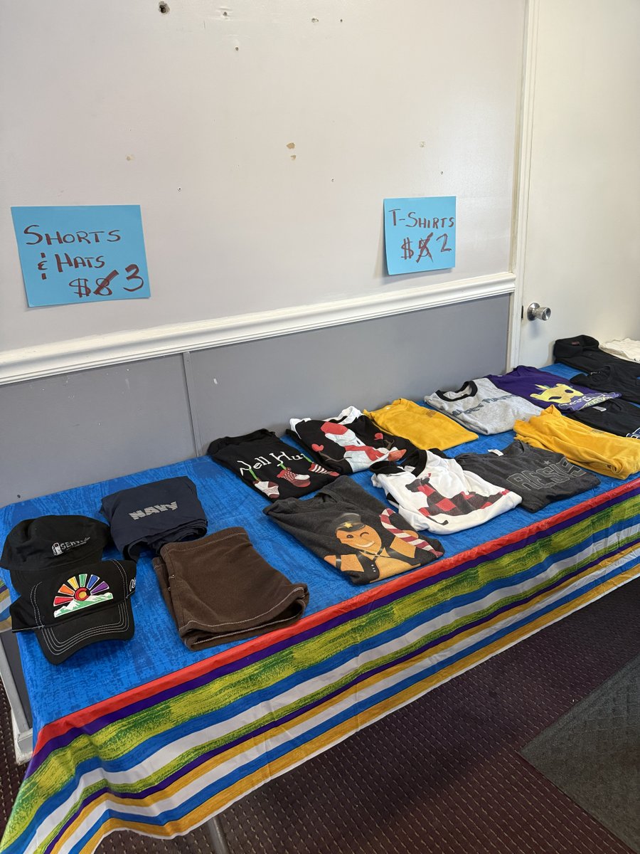 MetropolisAug's tweet image. Better late late than never...haha 

Here is a few pics from Leather Weather Weekend it was truly such an amazing time. Thank you to Sol &amp;amp; Coty for bartending the pizza party at Capri. I LOVED The Leather Market &amp;amp; I snagged the last flogger...

CANNOT WAIT til next year ❤️