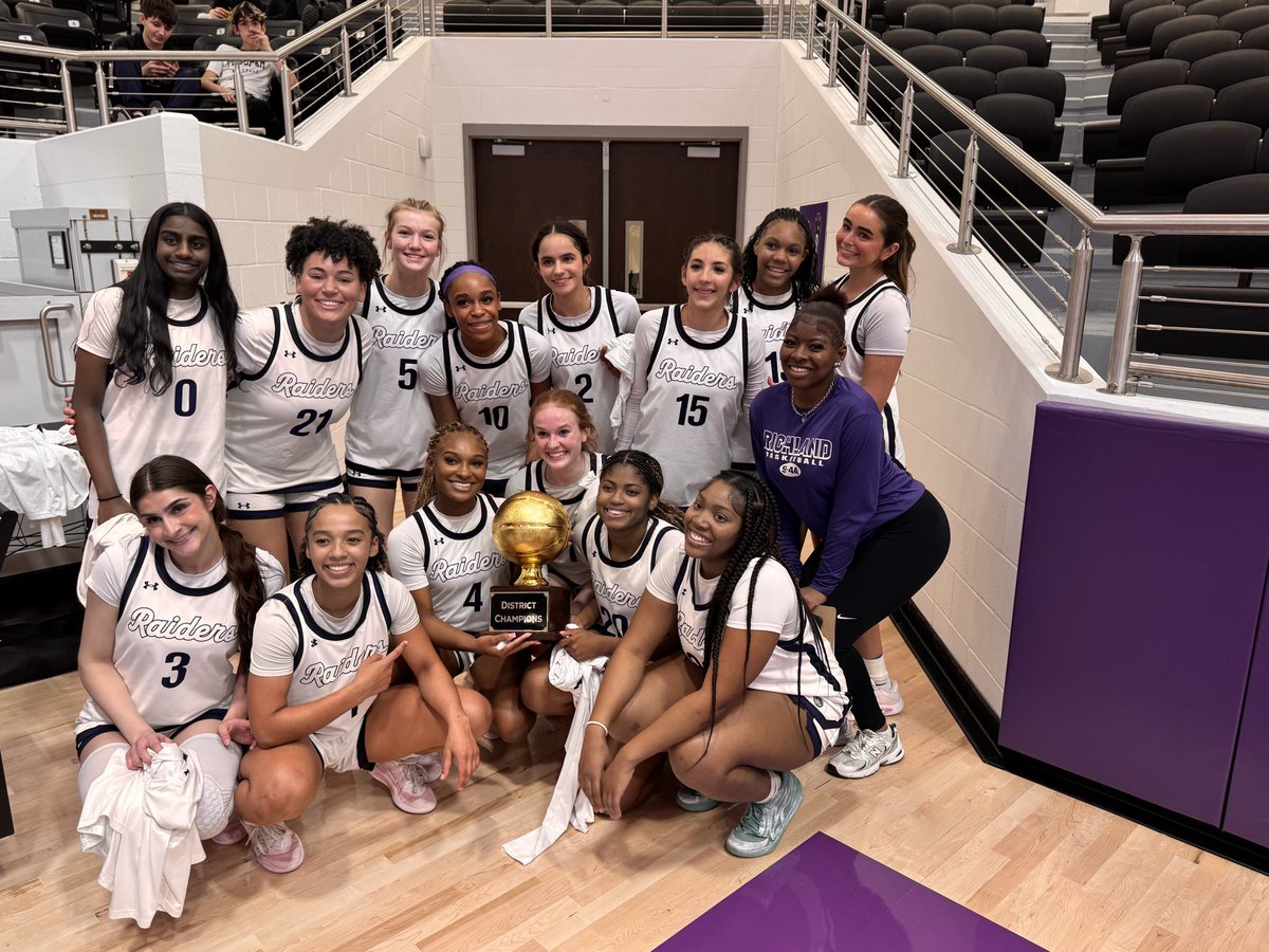 Coach_Rachal's tweet photo. New School, Same Vibes! District Championship! These young ladies finished the year 14-0 in district last night. Seniors on this roster are now 29-1 over the last two years in district. Winners win! Blessed that these wonderful young ladies call me Coach. https://t.co/2rFE3Wx86S
