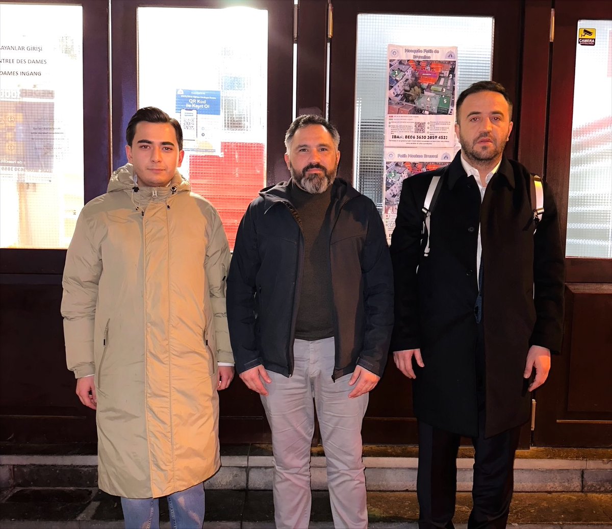 Kıymetli Hemşehrilerimiz, Brüksel Fatih Camii Dernek Başkanı Talip Sarıgöz ve MÜSİAD Eskişehir Şube Başkanı Av. Oğuz Özdemir ile gönül sohbetinde bir araya geldik..

#Brüksel