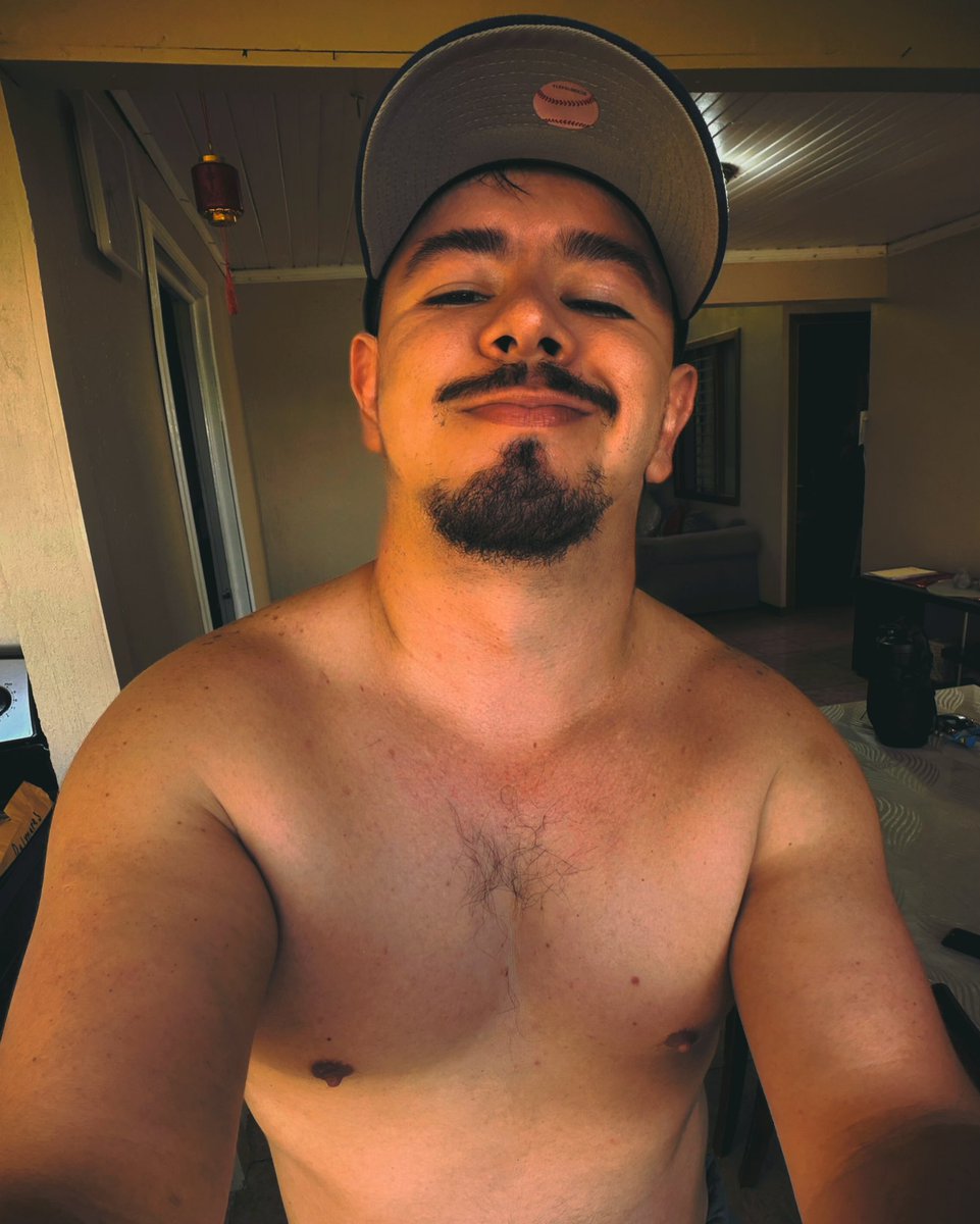 andresmcr18's tweet photo. 🔥🔥🥵💪🏼 https://t.co/Bi0zEUQzYl