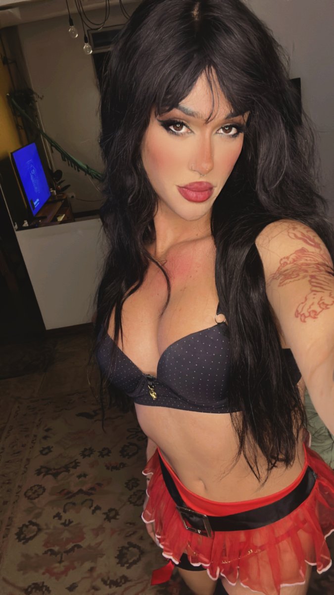 Insomnia got me horny… who’s curing it?