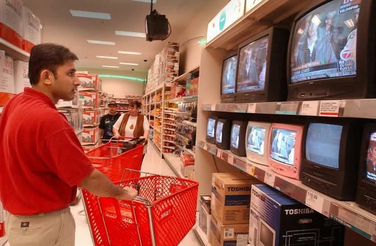 Target in the year 2003 🔥

Those CRT TVs are rad! 📺