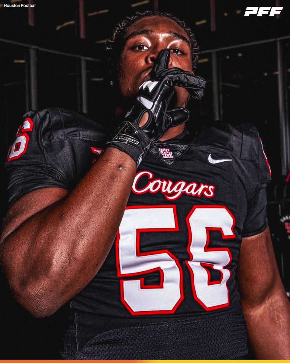 PFF_College's tweet photo. New Houston OL Shadre Hurst | Past Three Seasons:

🔴 1,215 Pass Block Snaps
🔴 1 Sack Allowed

@UHCougarFB https://t.co/IE4dPTj4tk
