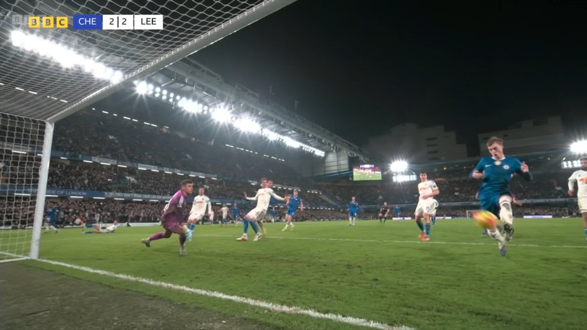 Cole "cold" Palmer is so cold, he froze in front of goal, from 3 yards out.

#MOTD