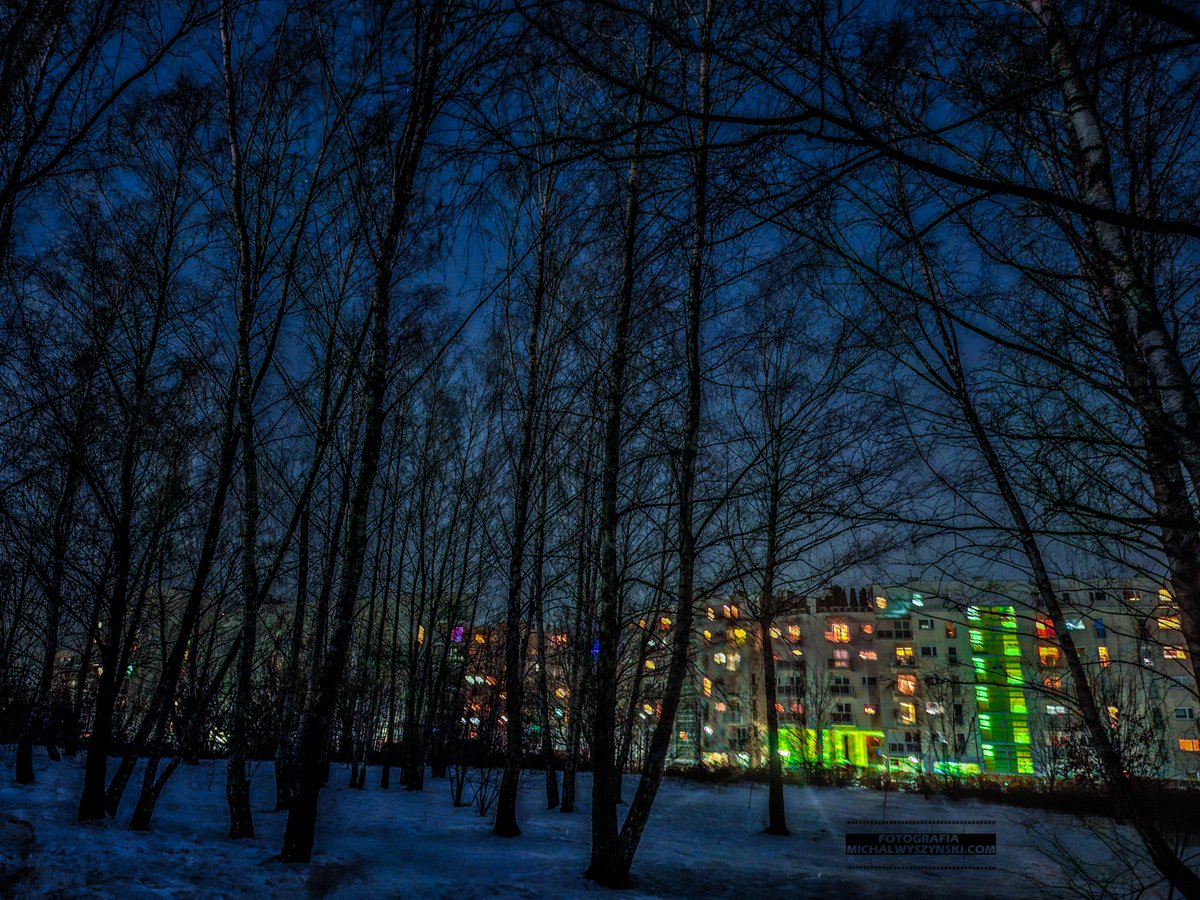 Noce robią się przejrzyste.
Górce, Bemowo, Warszawa
3 °C 📷
#fotografia #warszawa #warsawphoto #architektura #panorama #bemowo #Osiedlegórce #góre #górcewarszawa #warszawa #bemowogórce #górcebemowo #górceosiedle #landscape #hereinwarsaw #stolica #wwa #photography #krajobraz