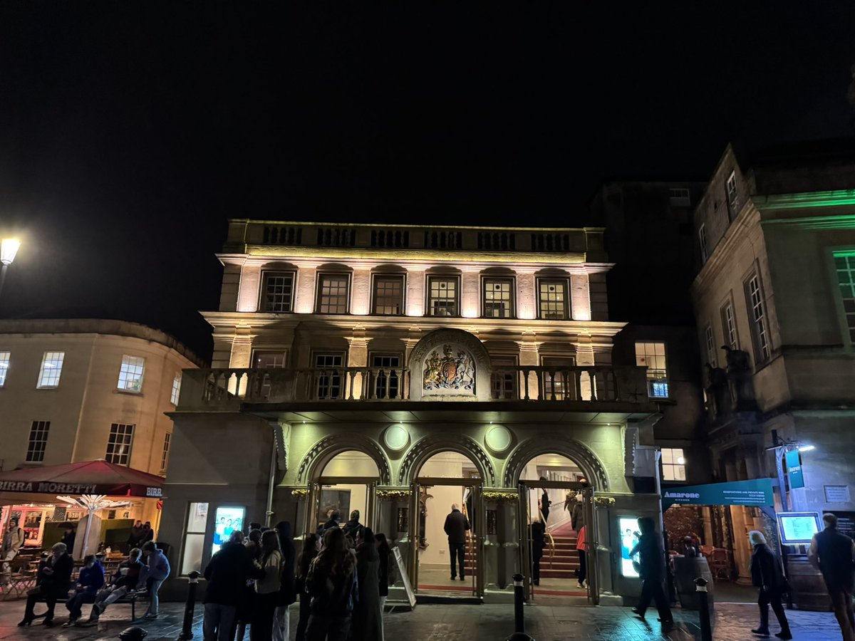 traceyrennard's tweet photo. @TheatreRBath - fantastic performances this evening #IndianInk 🎭 https://t.co/q5hBRuNd5S