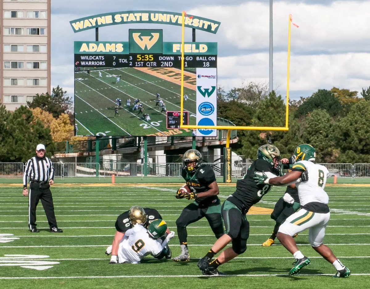BobbyJacksonWR3's tweet photo. So Blessed and thankful to say I have received an Offer From Wayne State University🙏!!  @TerrenceIsaac1 @CoachC_Robinson @_CoachEmbry 
#AGTG ✝️ https://t.co/jRaLNhGsF6
