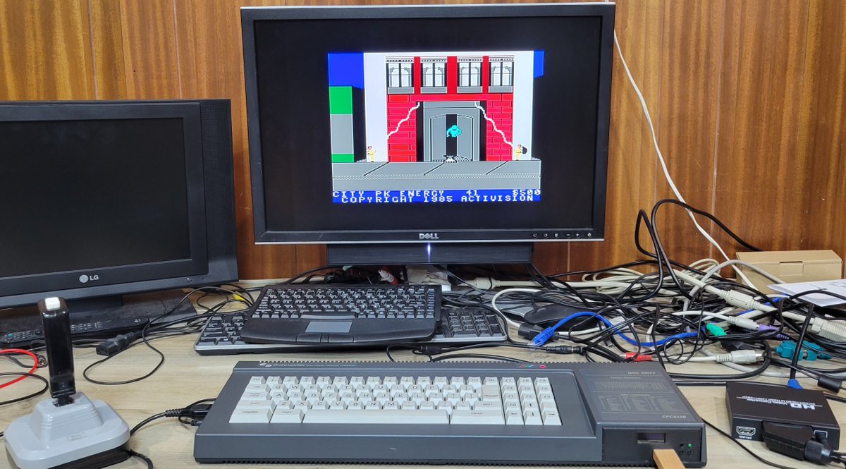 Andrew's Tech Break tweet media