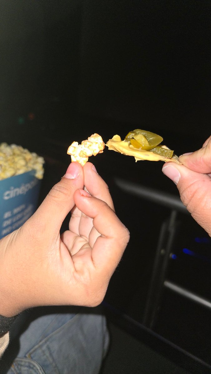 ponchomoreleon's tweet photo. Eres Fanático de @Cinepolis ??
NOOOO CÓMO CREES!!! https://t.co/xKrcnsVTbF